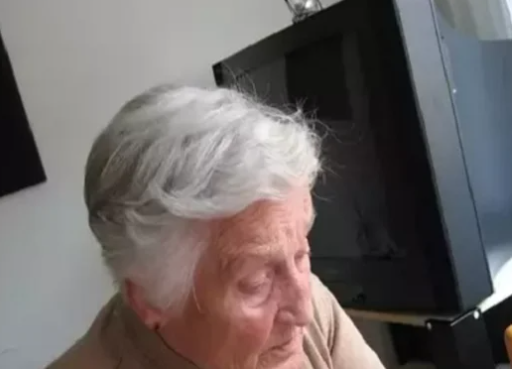 Alzheimer'ın asıl belirtisi unutkanlık değilmiş! Uzmanlar uyardı. Asıl bu belirtiye dikkat!