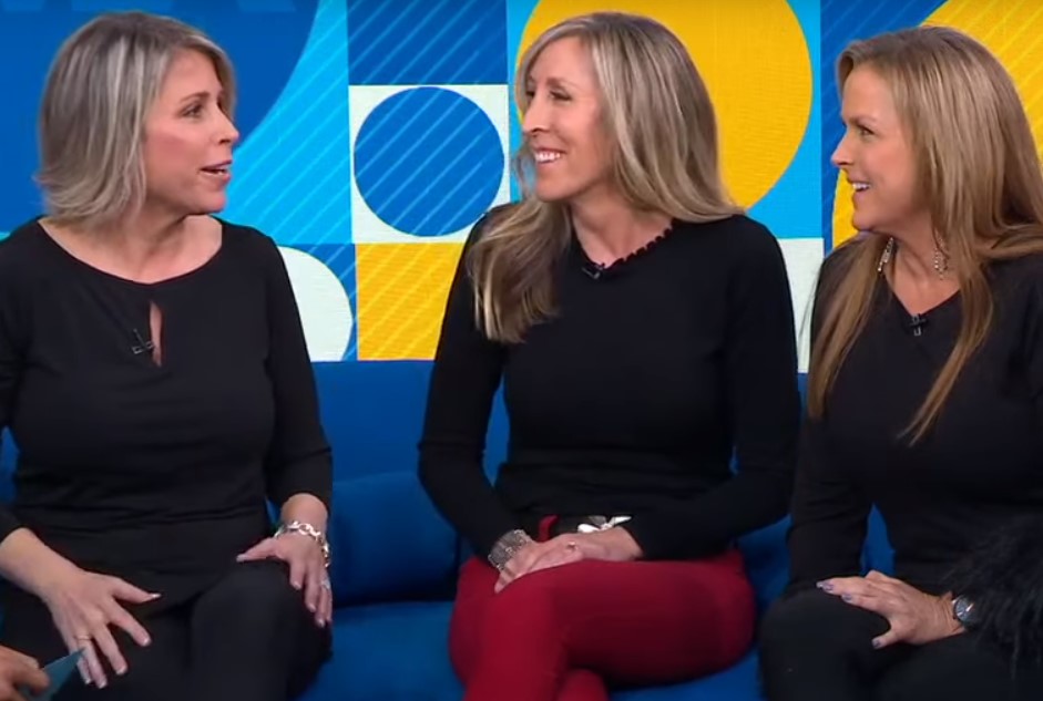 4 Arkadaş Yıllardır Birbirlerine Çok Benzediklerini Düşünüyorlardı, Ancak Bir Gün DNA Testi Yaptırdılar..