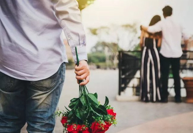 Astrologlar Uyarıyor; İşte En Çok Aldatan Burçlar